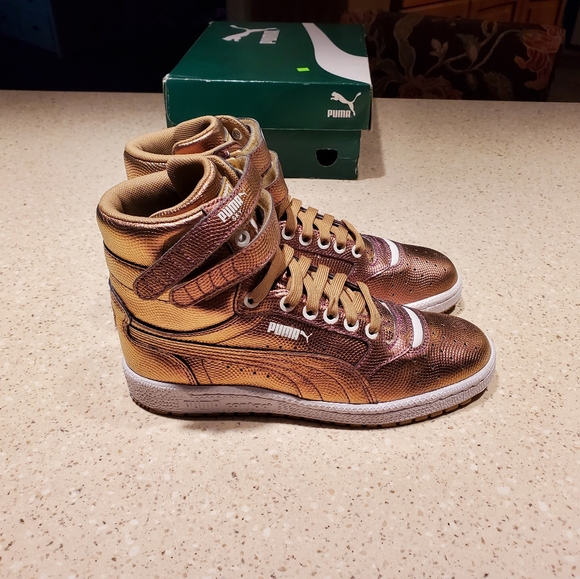 🆕️ NEW Puma Sky II Holographic Jr - Picture 6 of 16